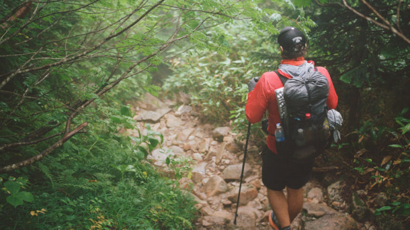 How to Choose the Best Women’s Hiking Clothes For Any Climate