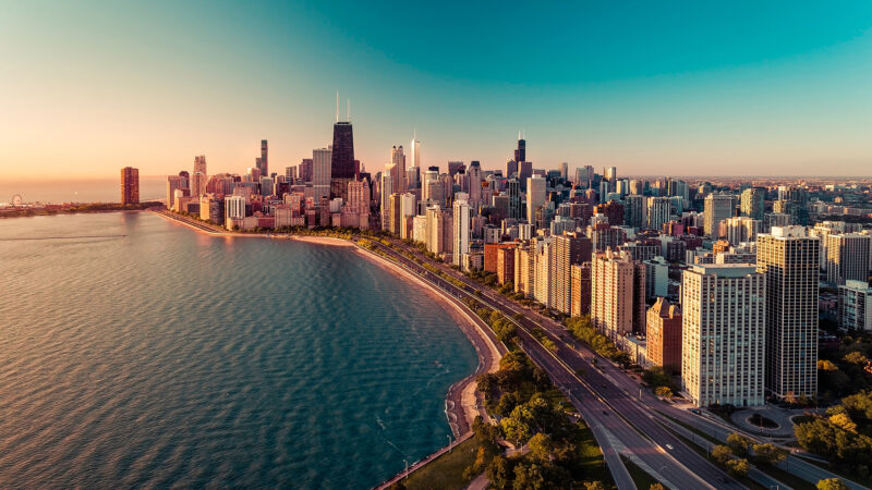 Few Skylines on Lake Michigan Are as Iconic as Chicago’s American Vista | I Heart RVing