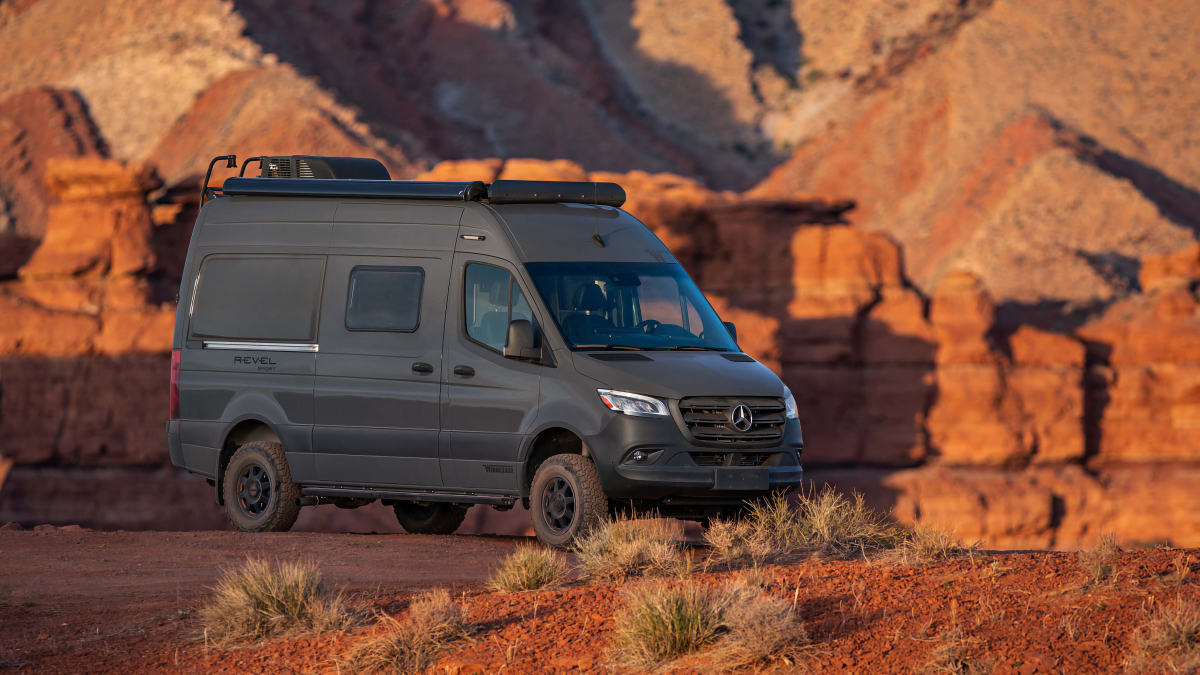 Winnebago Revel Sport