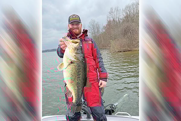 Angler lands ‘unicorn’ largemouth, weighing nearly 9.5 pounds, in northeast Ohio reservoir – Outdoor News