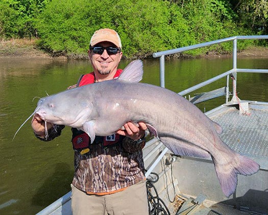 Ralph Loos: Biologists play important role in Illinois fish sampling, but it’s the fish that steal the show – Outdoor News