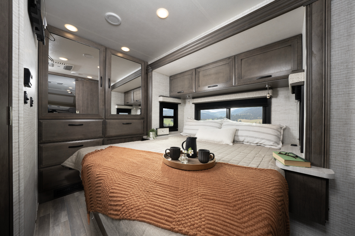 Entegra Coach Odyssey